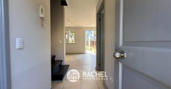 SE VENDE CASA ESTILO TOWNHOUSE EN CONDOMINIO DON JORGE (Sector Altamira)