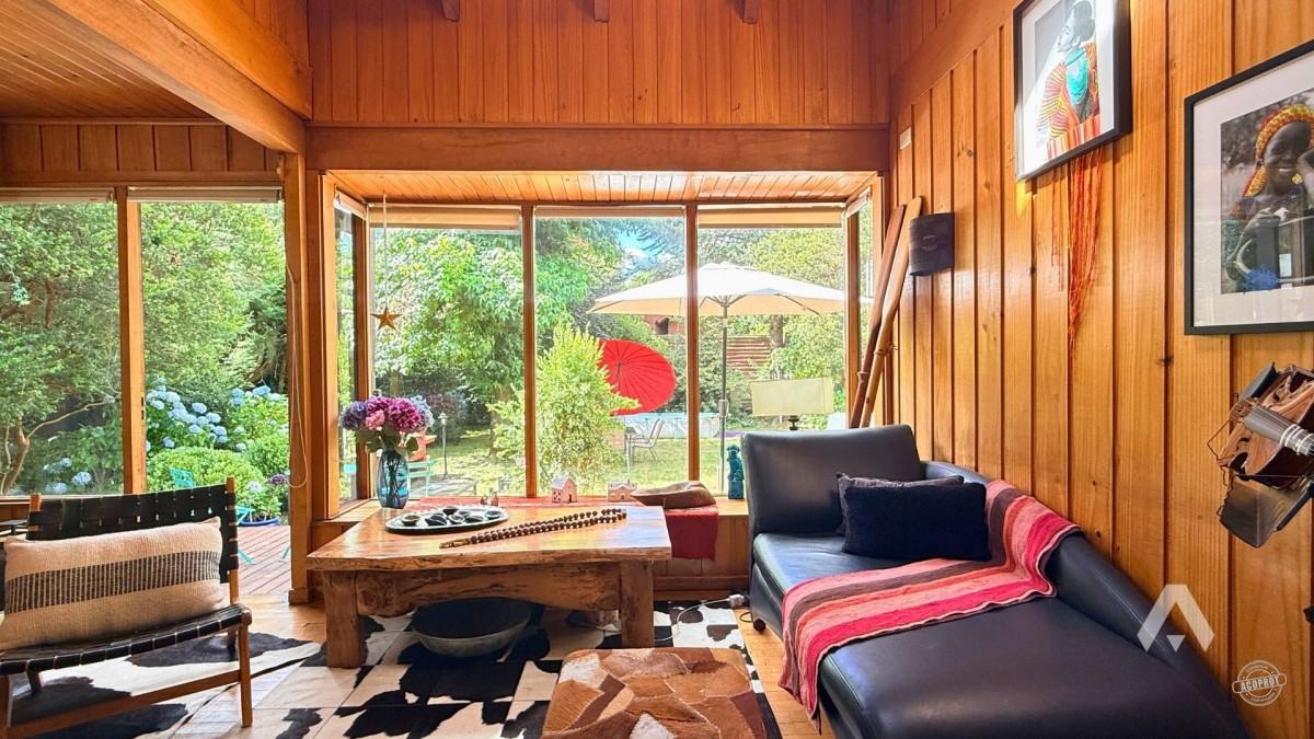 Casa en venta en Villarrica, con acceso al lago