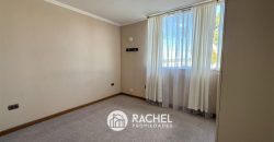 SE VENDE IMPECABLE DEPTO 2D- Condominio Portal del Sur