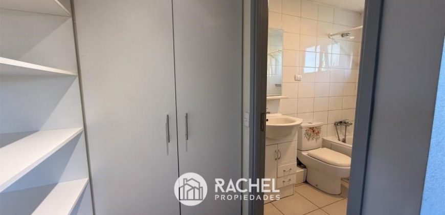 SE VENDE CASA ESTILO TOWNHOUSE EN CONDOMINIO DON JORGE (Sector Altamira)