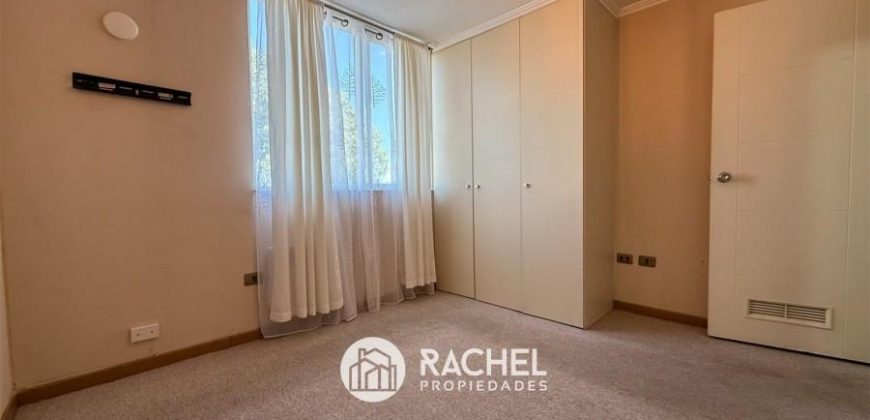 SE VENDE IMPECABLE DEPTO 2D- Condominio Portal del Sur