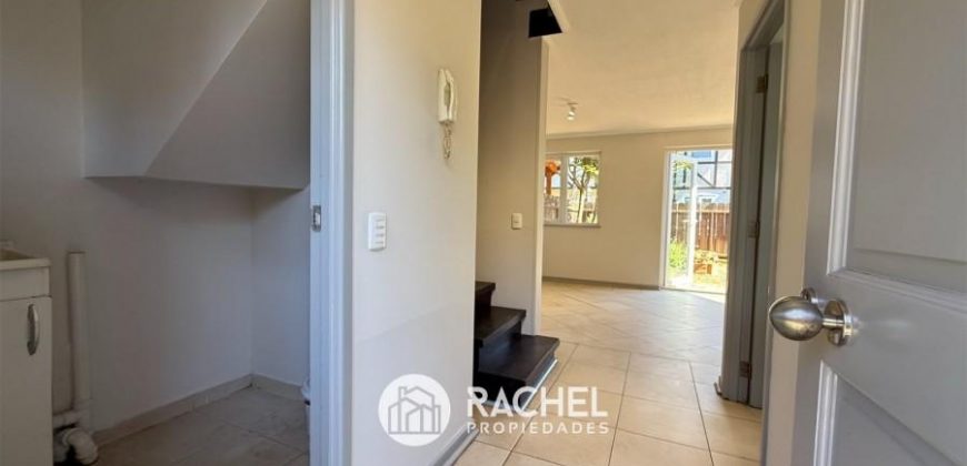 SE VENDE CASA ESTILO TOWNHOUSE EN CONDOMINIO DON JORGE (Sector Altamira)
