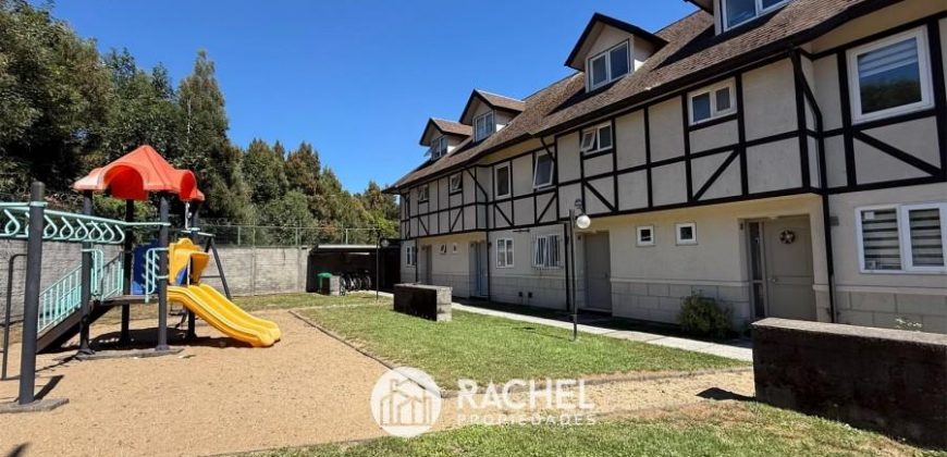 SE VENDE CASA ESTILO TOWNHOUSE EN CONDOMINIO DON JORGE (Sector Altamira)
