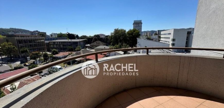 EN VENTA AMPLIO Y LUMINOSO DEPARTAMENTO – EDIFICIO EL BOSQUE