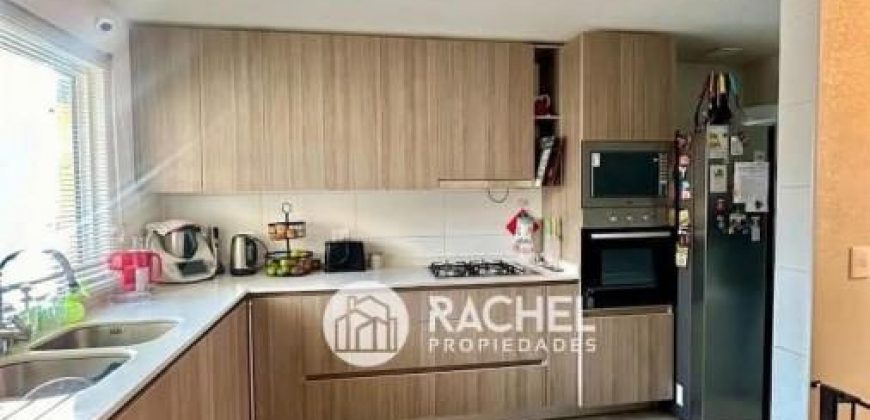 EN VENTA HERMOSA CASA SEMINUEVA CONDOMINIO ANTUMALAL
