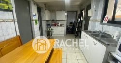 SE ARRIENDA AMPLIA CASA COMERCIAL CON OFICINAS