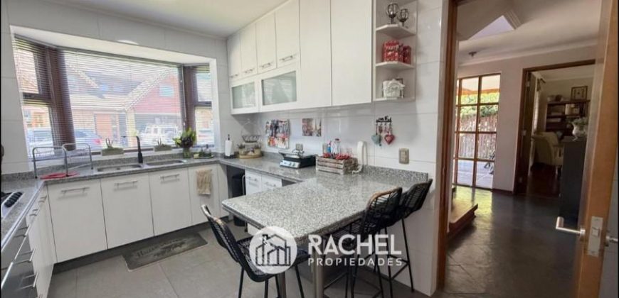 SE VENDE LINDA CASA EN CONDOMINIO-MIRADOR DE LA FRONTERA