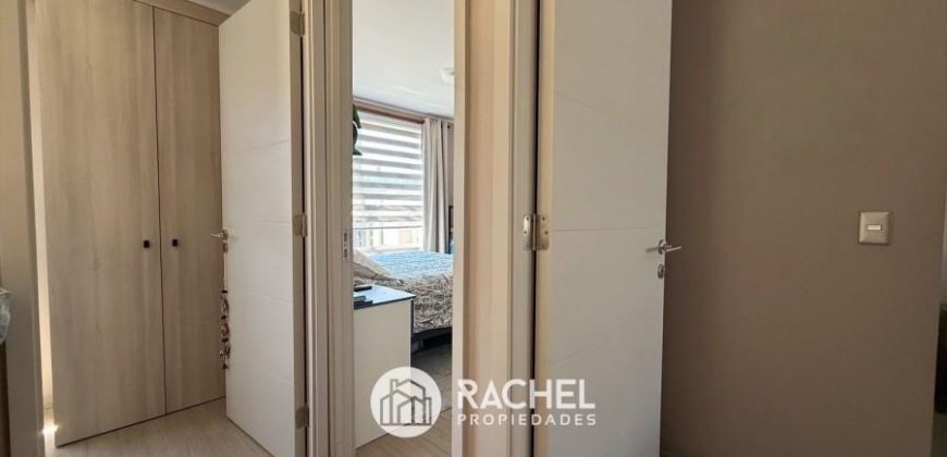 SE VENDE MODERNA CASA MEDITERRÁNEA SEMI NUEVA EN CONDOMINIO – Fundo el Carmen
