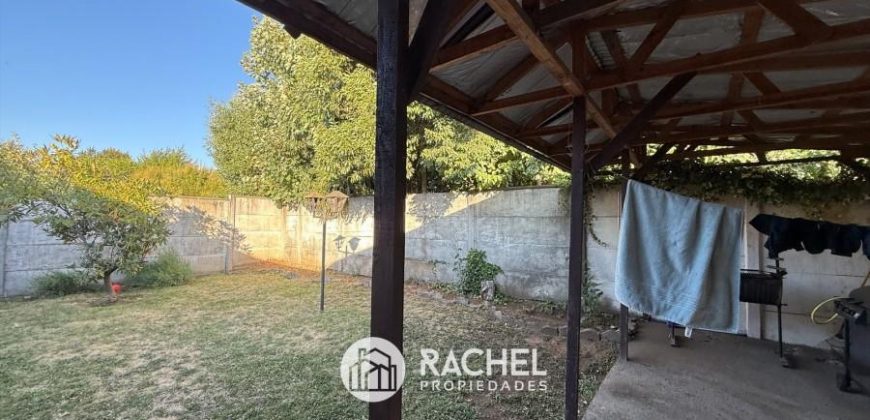 SE VENDE COMODA CASA AMPLIADA DE 1 PISO CON AISLACION TERMICA- Villa Parque San Sebastián