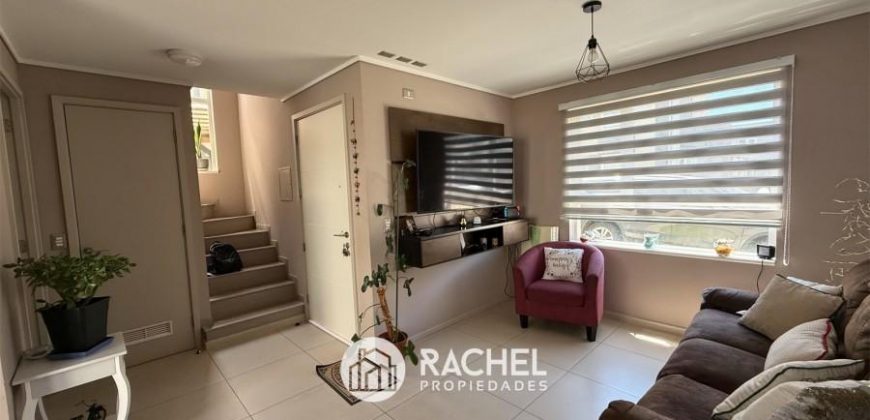 SE VENDE MODERNA CASA MEDITERRÁNEA SEMI NUEVA EN CONDOMINIO – Fundo el Carmen
