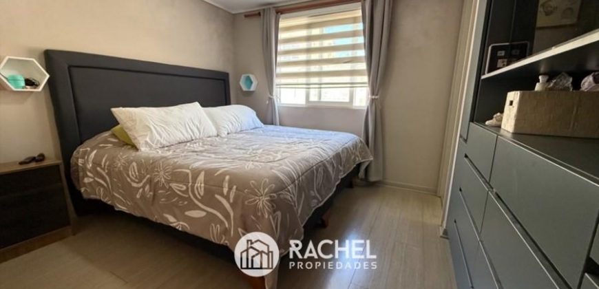 SE VENDE MODERNA CASA MEDITERRÁNEA SEMI NUEVA EN CONDOMINIO – Fundo el Carmen