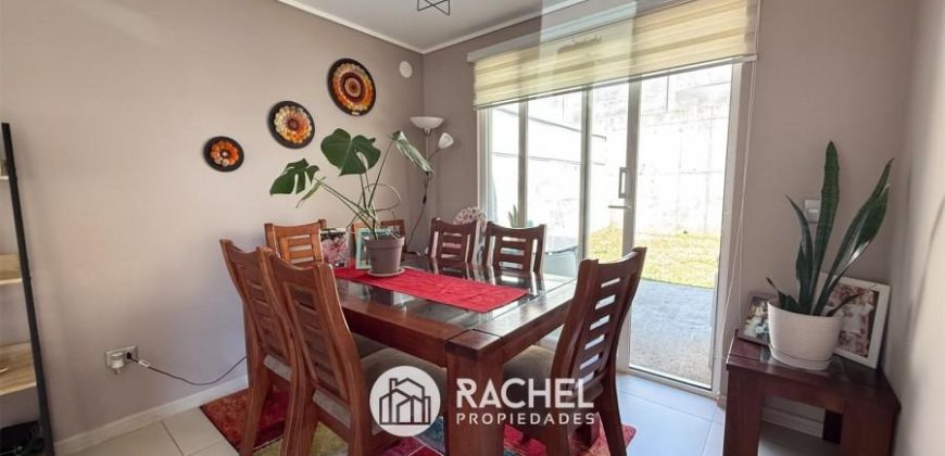 SE VENDE MODERNA CASA MEDITERRÁNEA SEMI NUEVA EN CONDOMINIO – Fundo el Carmen