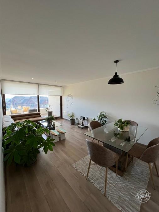Departamento 2 dormitorios, 2 baños, estacionamiento y bodega