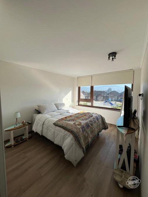 Departamento 2 dormitorios, 2 baños, estacionamiento y bodega