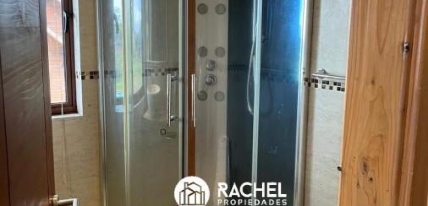 EN VENTA CASA DE 5 DORMITORIOS VISTA AL LAGO Y VOLCAN