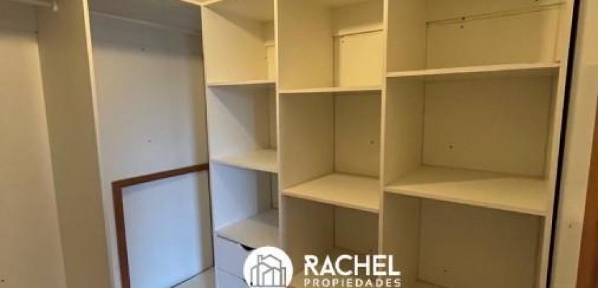 EN VENTA CASA DE 5 DORMITORIOS VISTA AL LAGO Y VOLCAN
