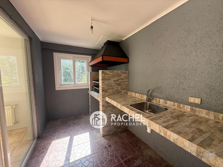 SE VENDE IMPECABLE Y REMODELADA CASA – Sector Barrio Inglés
