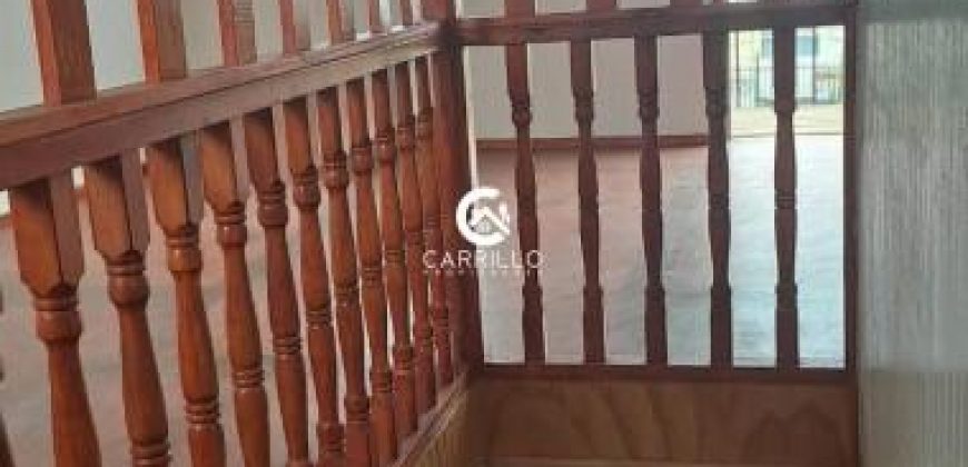 VENDEMOS AMPLIA CASA EN LONCOCHE