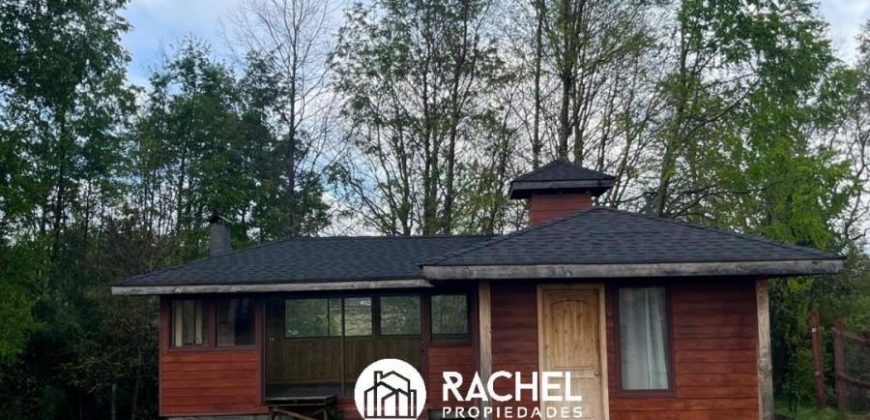 EN VENTA CASA DE 5 DORMITORIOS VISTA AL LAGO Y VOLCAN