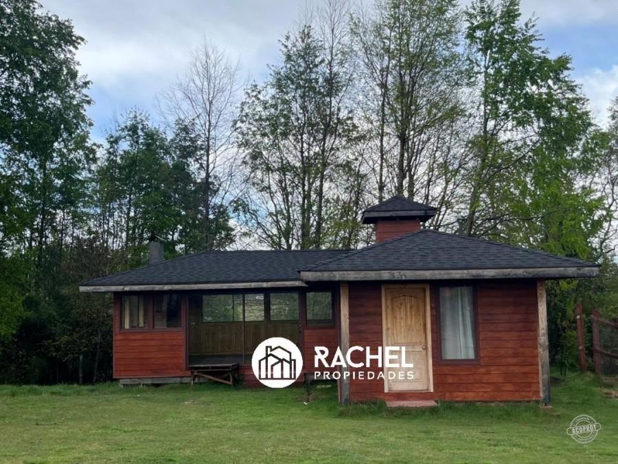 EN VENTA CASA DE 5 DORMITORIOS VISTA AL LAGO Y VOLCAN