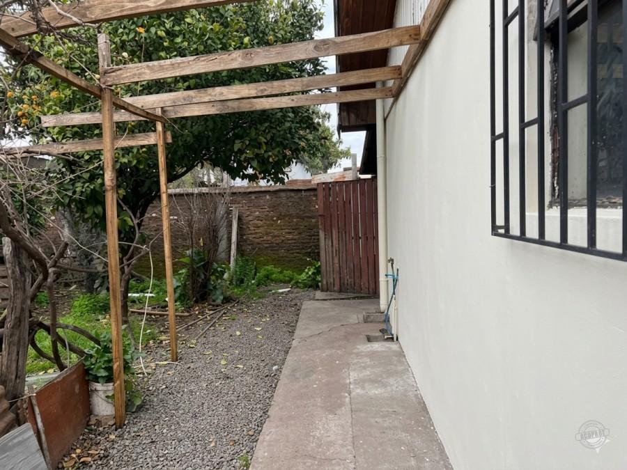 VENDEMOS CASA DE 3 DORMITORIOS EN GRAN SITIO EN LA CIUDAD DE LOS ÁNGELES CON APTITUD COMERCIAL Y HABITACIONAL EN AVENIDA PRINCIPAL