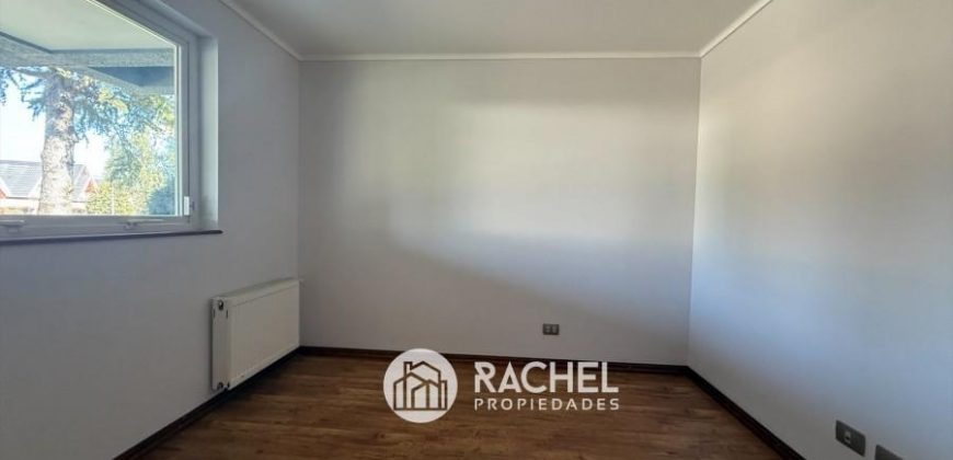 SE VENDE IMPECABLE Y REMODELADA CASA – Sector Barrio Inglés