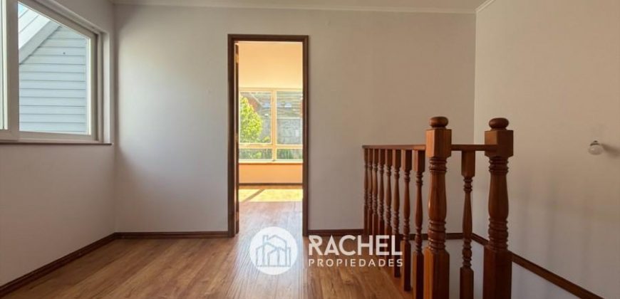 SE VENDE IMPECABLE Y REMODELADA CASA – Sector Barrio Inglés