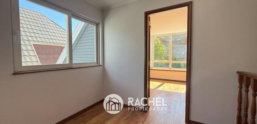 SE VENDE IMPECABLE Y REMODELADA CASA – Sector Barrio Inglés