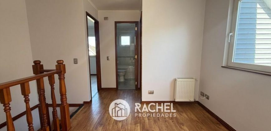 SE VENDE IMPECABLE Y REMODELADA CASA – Sector Barrio Inglés