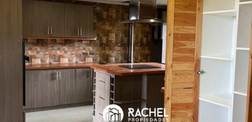 EN VENTA CASA DE 5 DORMITORIOS VISTA AL LAGO Y VOLCAN
