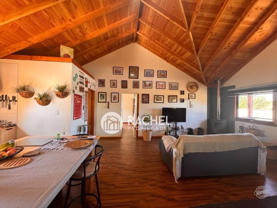 EN VENTA HERMOSA CASA EN PARCELA CON QUINCHO Y PISCINA SECTOR PUMALAL – TEMUCO