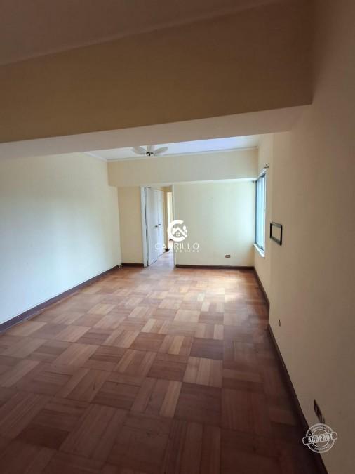 VENDEMOS DEPTO EDIFICIO PLAZA