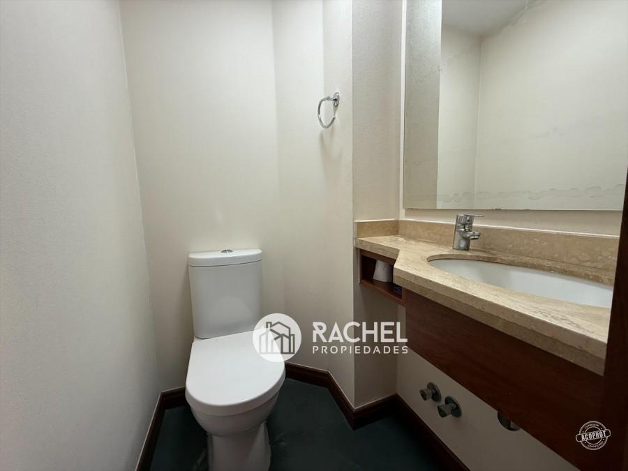 SE VENDE CASA CON 5 DORMITORIOS- QUINCHO Y PISCINA- Cumbres del Sur