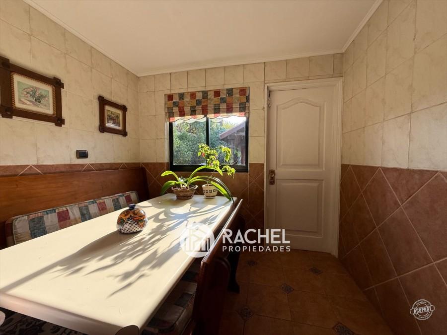 SE VENDE HERMOSA Y SOLEADA CASA 5D- Sector Barrio Inglés (Temuco)