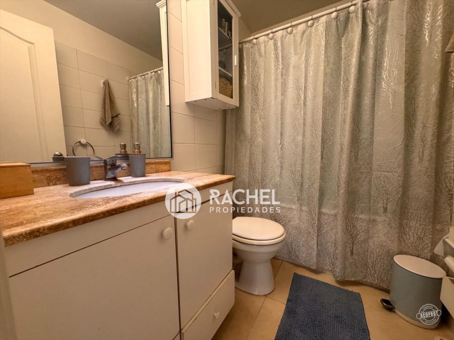 EN VENTA IMPECABLE CASA DE 4 DORMITORIOS