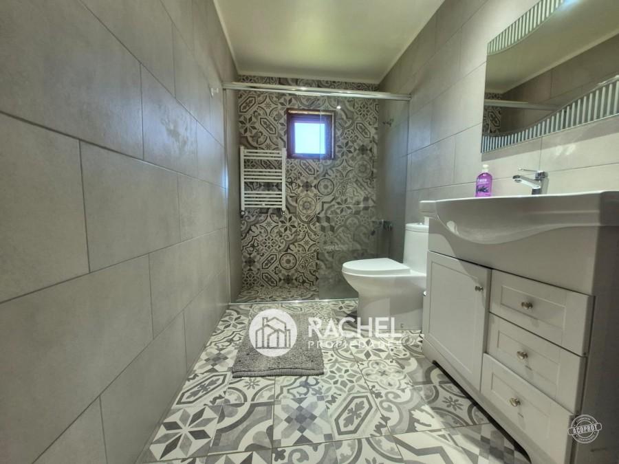 SE ARRIENDA HERMOSA CASA AMOBLADA AÑO CORRIDO – Condominio Country Pucón