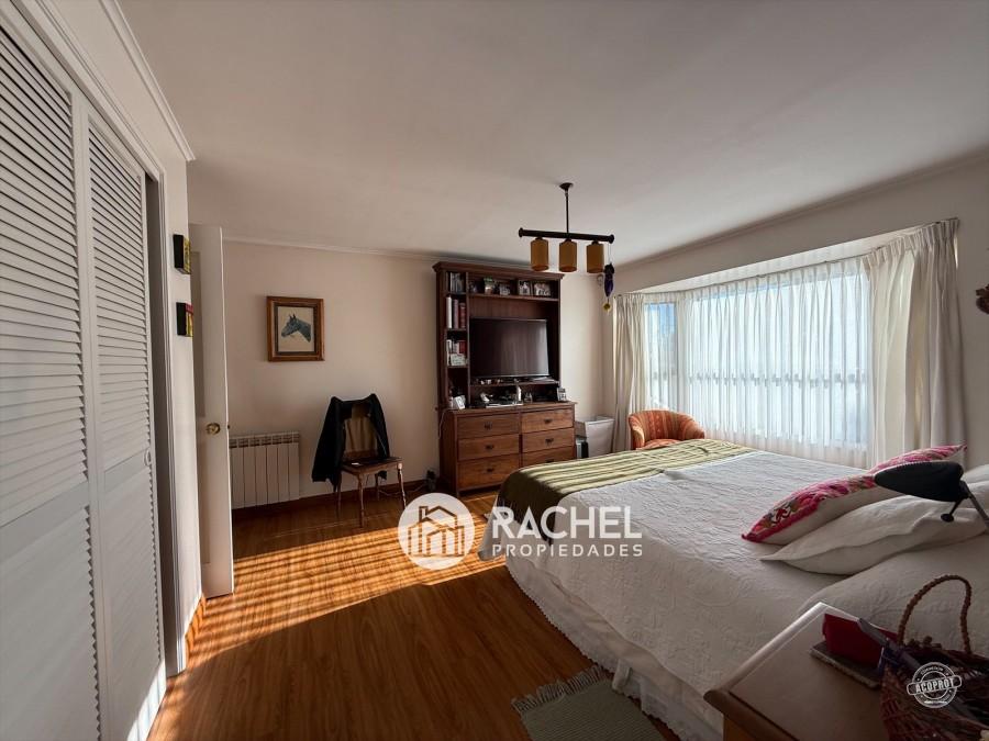 SE VENDE HERMOSA Y SOLEADA CASA 5D- Sector Barrio Inglés (Temuco)