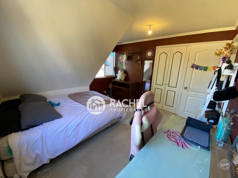 EN VENTA IMPECABLE CASA DE 4 DORMITORIOS