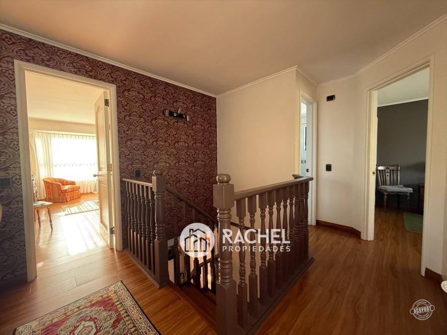 SE VENDE HERMOSA Y SOLEADA CASA 5D- Sector Barrio Inglés (Temuco)