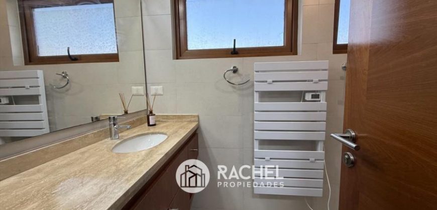 SE VENDE CASA CON 5 DORMITORIOS- QUINCHO Y PISCINA- Cumbres del Sur