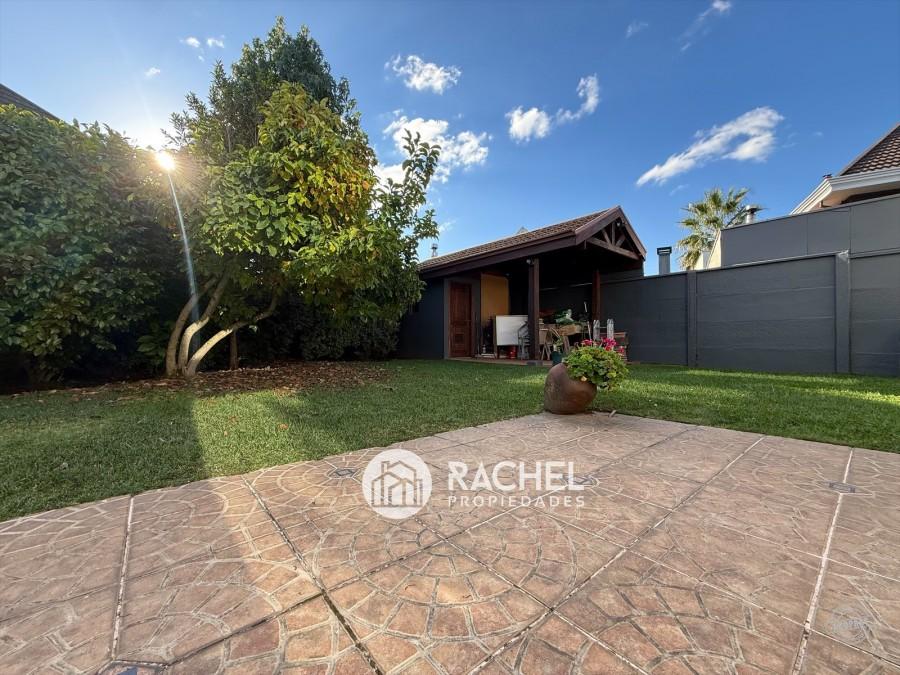 SE VENDE HERMOSA Y SOLEADA CASA 5D- Sector Barrio Inglés (Temuco)