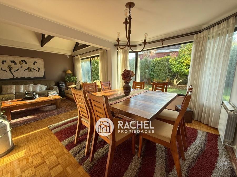 SE VENDE HERMOSA Y SOLEADA CASA 5D- Sector Barrio Inglés (Temuco)