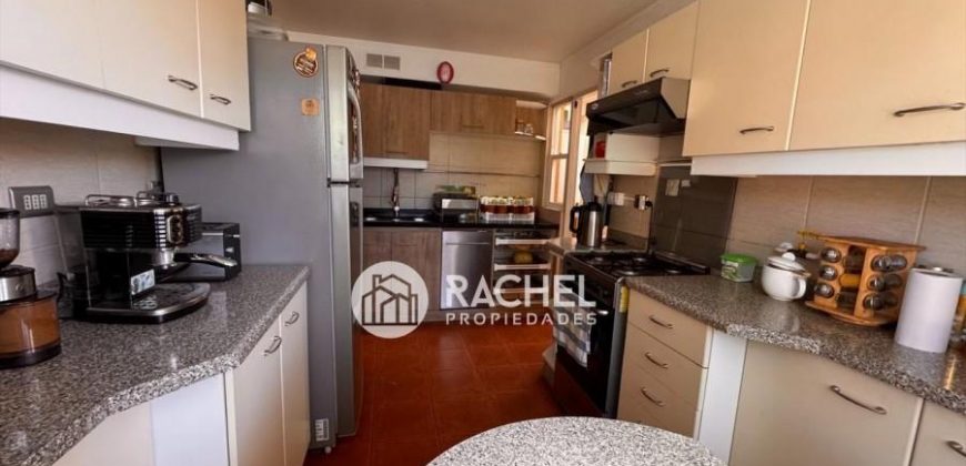 SE VENDE AMPLIA CASA 5 DORMITORIOS SECTOR LOS CONQUISTADORES- TEMUCO