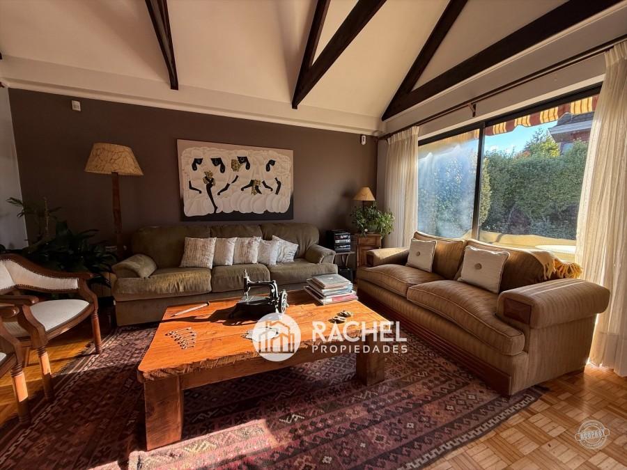 SE VENDE HERMOSA Y SOLEADA CASA 5D- Sector Barrio Inglés (Temuco)