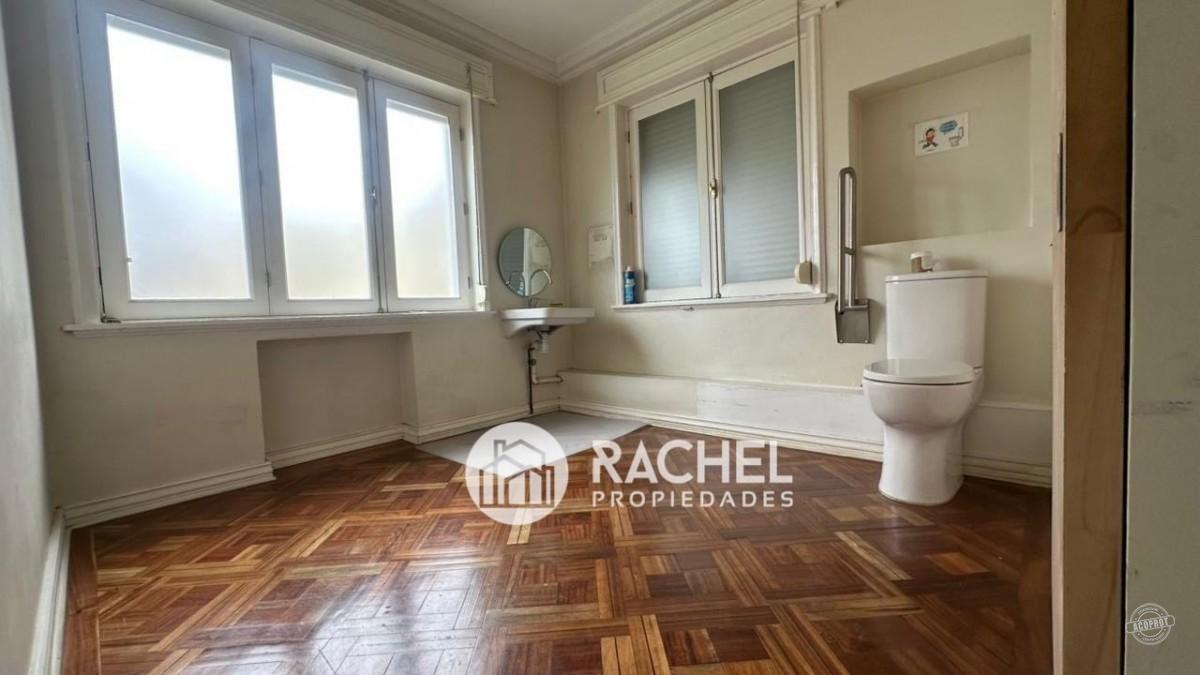 GRAN CASA ESTILO NEOCLASICO EN ARRIENDO COMERCIAL