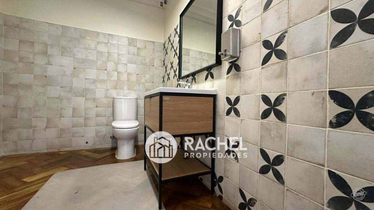 GRAN CASA ESTILO NEOCLASICO EN ARRIENDO COMERCIAL