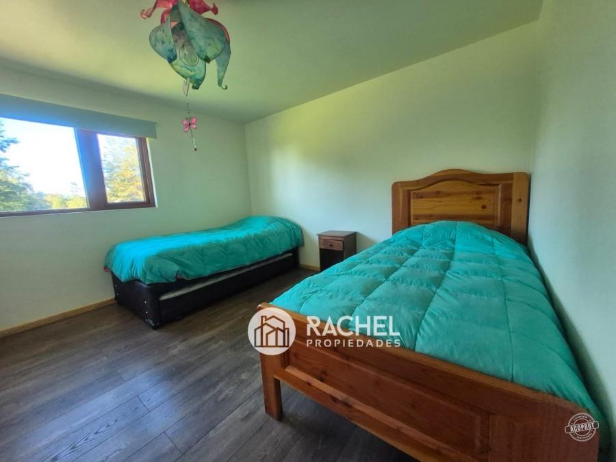 SE ARRIENDA HERMOSA CASA AMOBLADA AÑO CORRIDO – Condominio Country Pucón