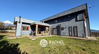 SE ARRIENDA HERMOSA CASA AMOBLADA AÑO CORRIDO – Condominio Country Pucón