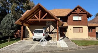 SE VENDE HERMOSA CASA REMODELADA EN CONSOLIDADO CONDOMINIO-Sector Portal de la Frontera