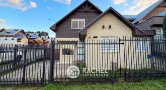 SE VENDE LINDA CASA CON EXCELENTE MANTENCIÓN- Sector Las Mariposas